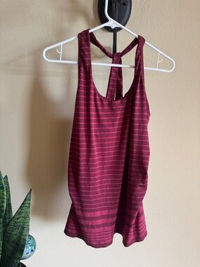Patagonia women’s tank top built-in shelf bra. Extra large. XL